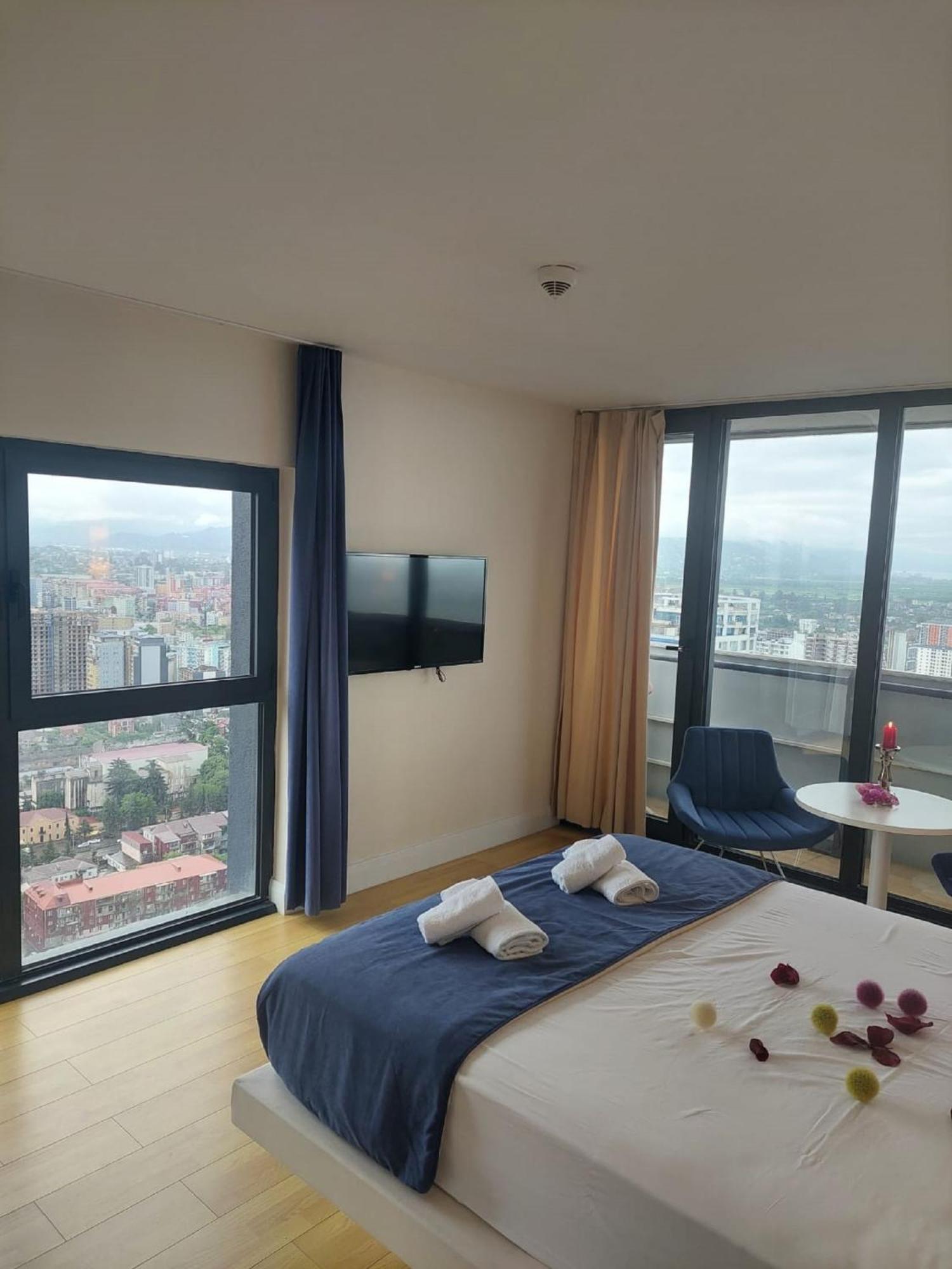 Apart-Hotel Orbi City Batumi Zewnętrze zdjęcie